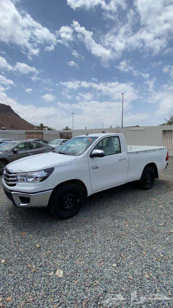 تويوتا هايلوكس غمارة ديزل 2025 كاش وعروض التمويل 0