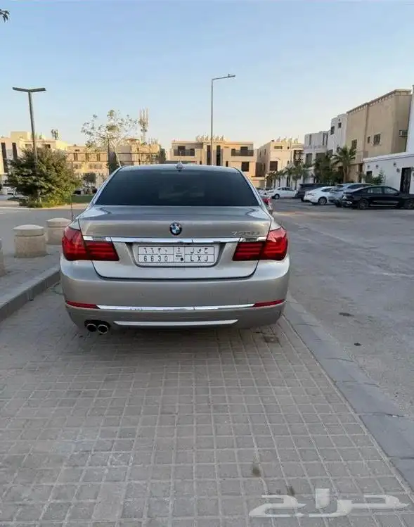 BMW-730Li ممشى قليل 2015 6