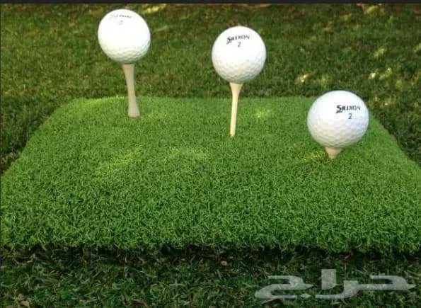 عشب اصطناعي جميع الالوان و املاعب كرة قدم غولف بادل و النادي 9