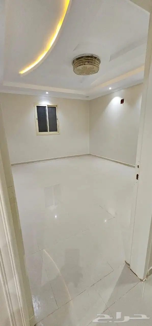 فيلا للإيجار حي الرمال 24