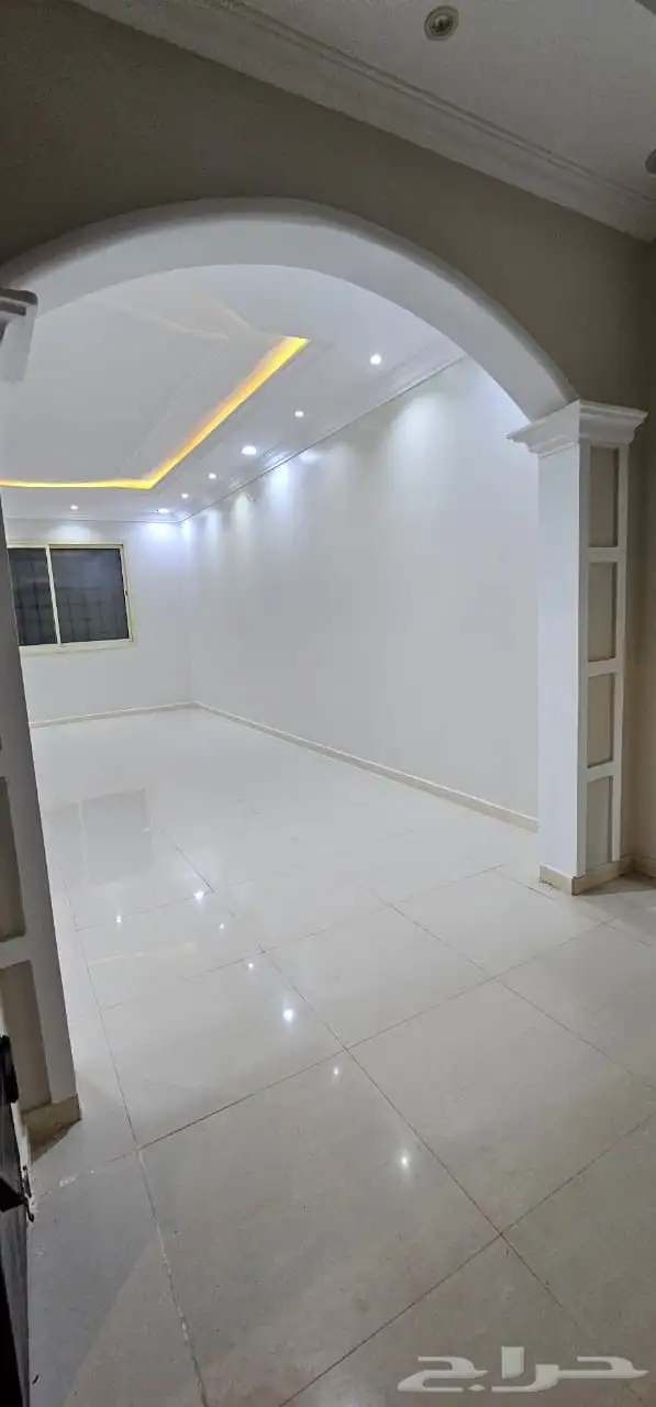 فيلا للإيجار حي الرمال 6