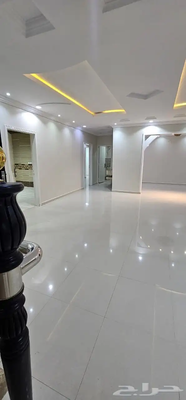 فيلا للإيجار حي الرمال 7