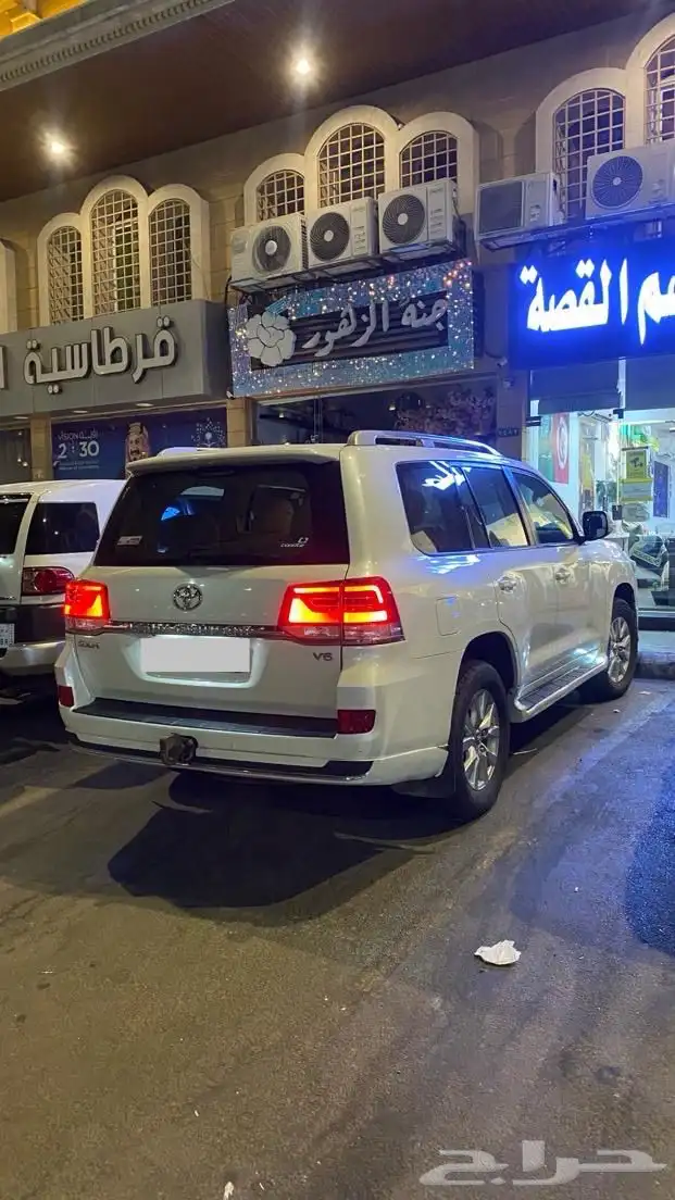 Land Cruiser GXR 2021 V6 6