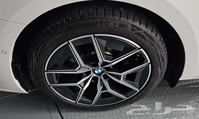 Bmw -520i m sport -2024 14