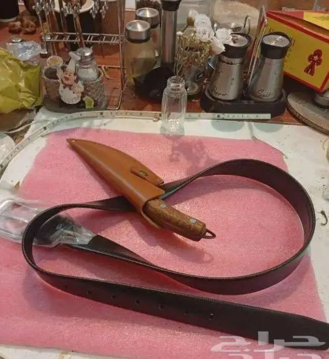 سكاكين للجزار والمطبخ وملاعق وشوك 1