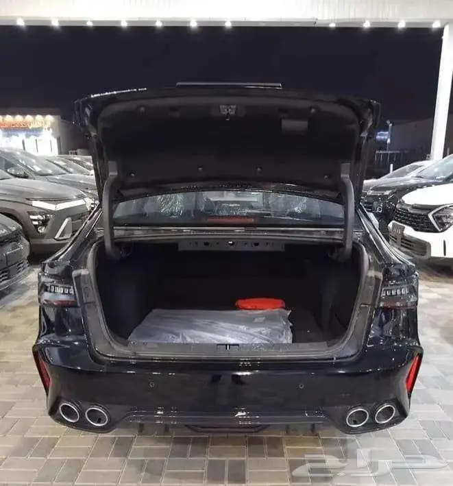 شيري اريزو 8 لاكجيري - وكمفورت 8