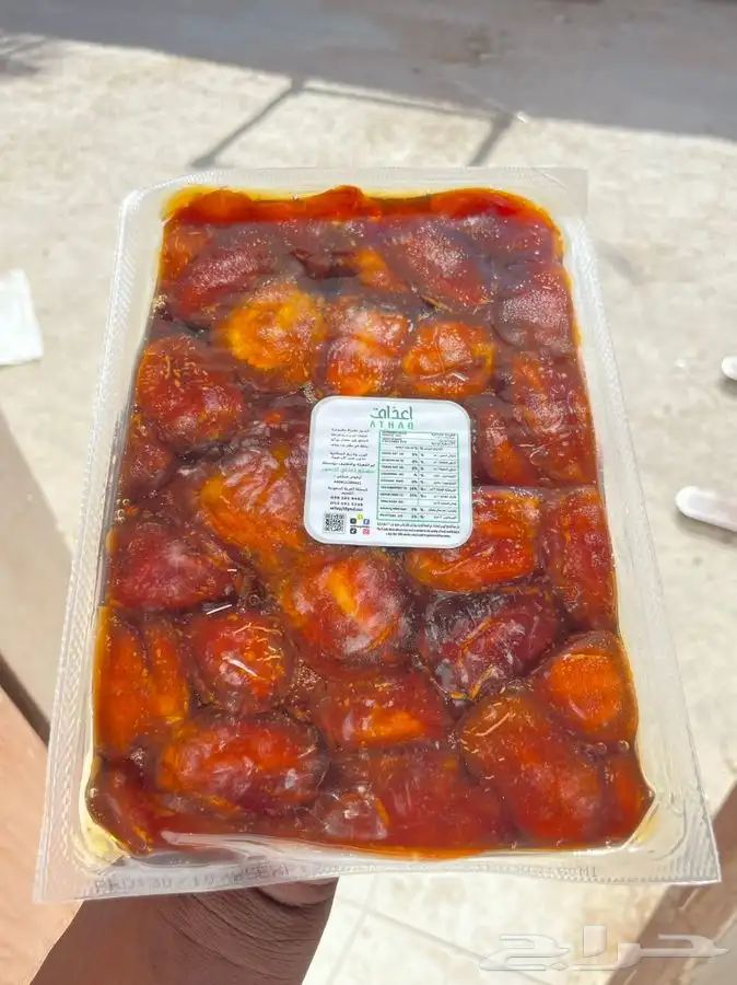 يوجد تمر اخلاص طيب ونظيف ومقمع وحبه كبير وفيه نوع حبه وسط 1