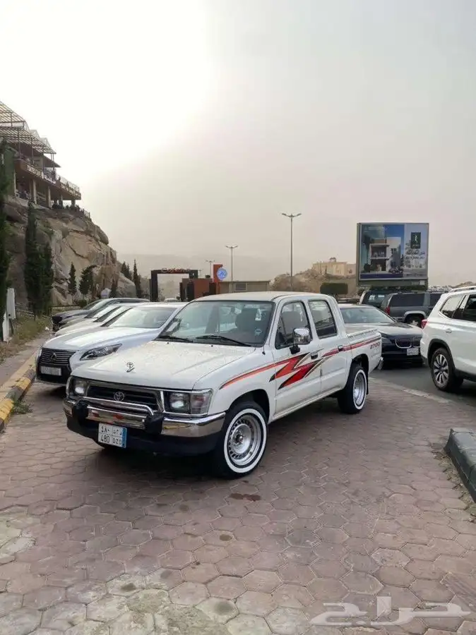 هايلكس موديل 99 0