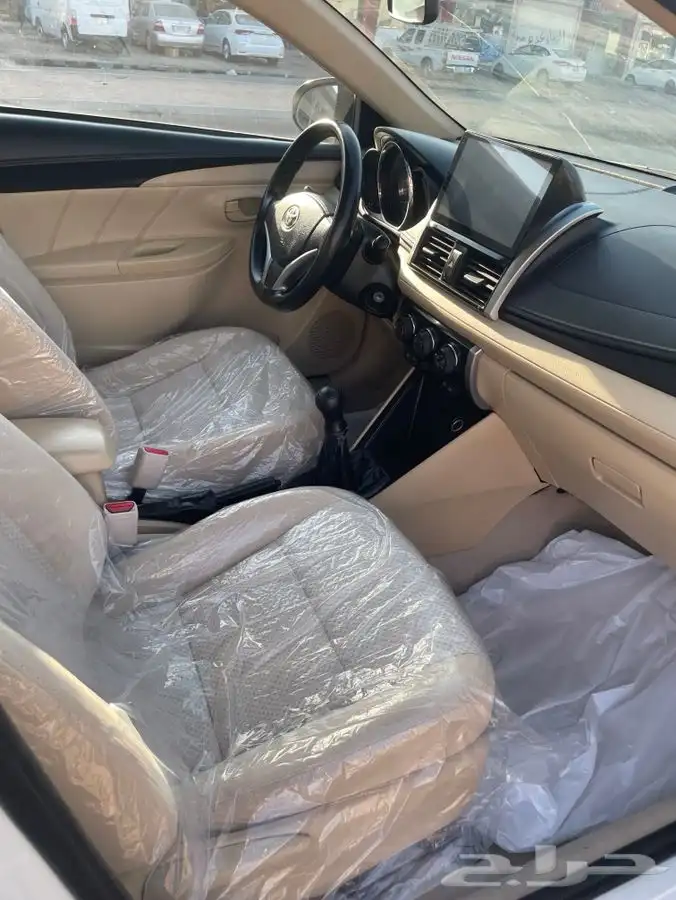 يارس 2016 نظيف جدا قير عادي 0