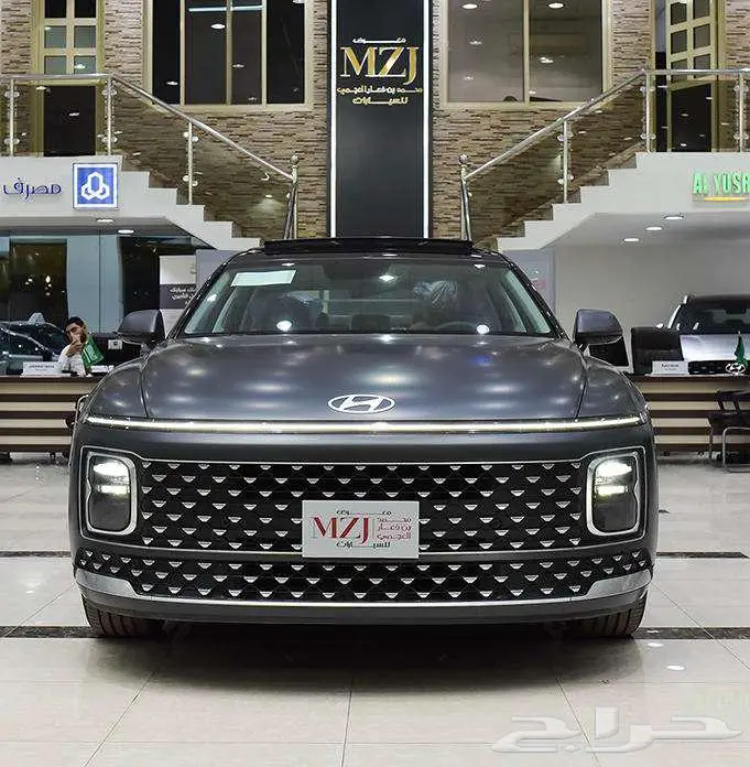 ازيرا كلاسيك 2026_اللون رمادي لامع_وكيل مجدوعي 0