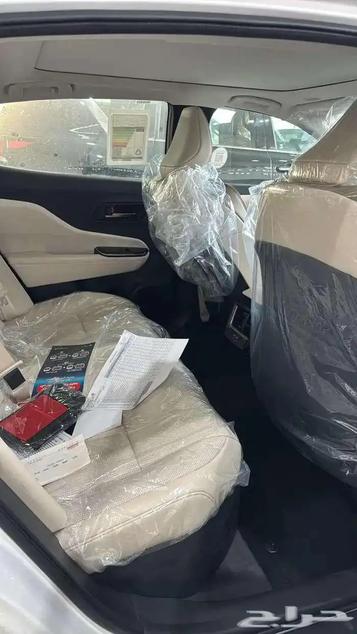 تويوتا كراون 2.5 برستيج هايبرد 2026 6