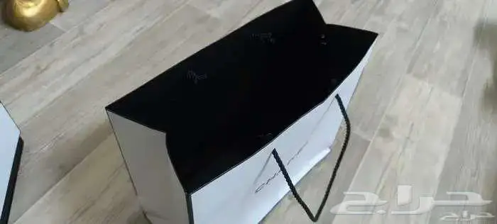 كيس وعلبة عطر شانيل أصليين من أمريكا للبيع 5