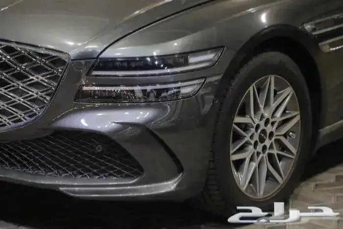 جينيسس G80 بريستيج بانوراما جلد اربعة سلندر موديل 2026 5