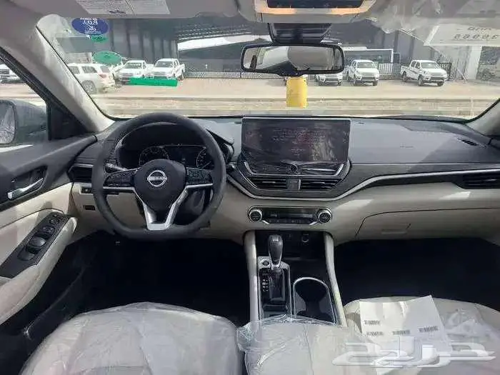 نيسان التيما SV نص فل 2026 12