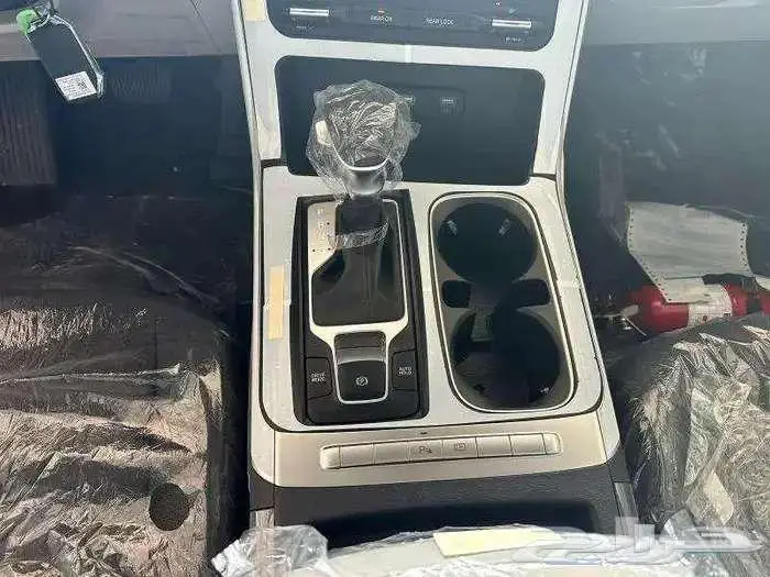 كيا كرنفال ستاندر موديل 2026 أصفار كاش وبنوك 12