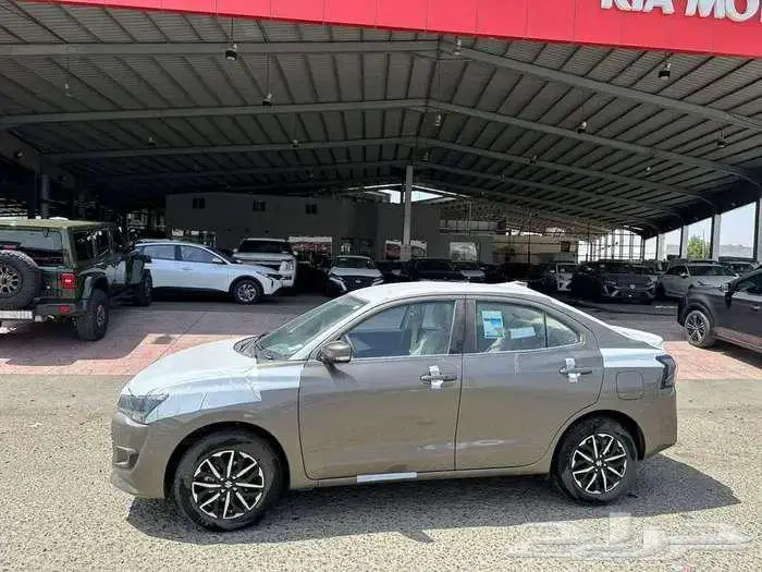 سوزوكي ديزاير فل كامل موديل 2025 اقساط او كاش 3