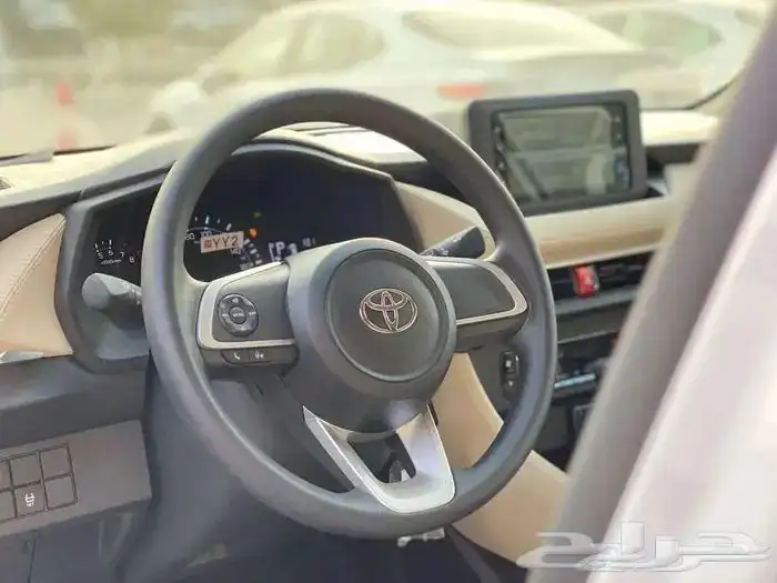 تويوتا يارس 1.3 y بنزين 2026 8