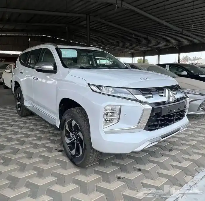 ميتسوبيشي مونتيرو 2025 نص وفل بنزين 0