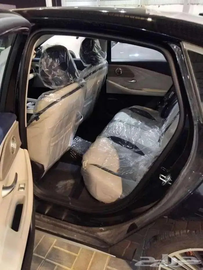 شيري اريزو 8 لاكجيري - وكمفورت 3