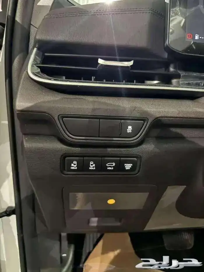 كيا كرنفال فل كامل موديل 2025 كاش وتمويل 10