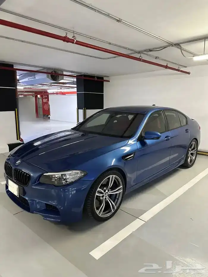 بي ام دبليو M5 4