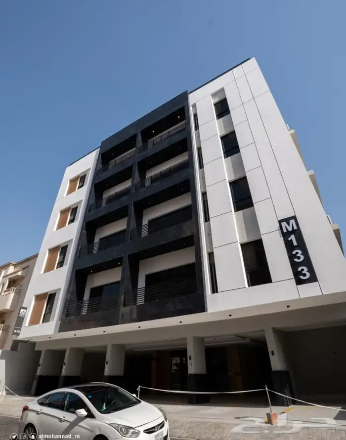 شقة للبيع في حي الفيصلية جدة 1