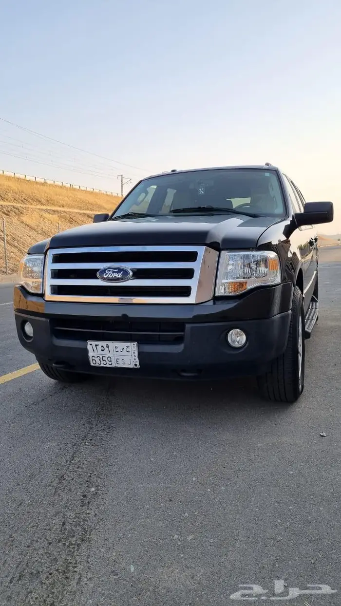 فورد اكسبديشن موديل 2014 بحالة ممتازه 8