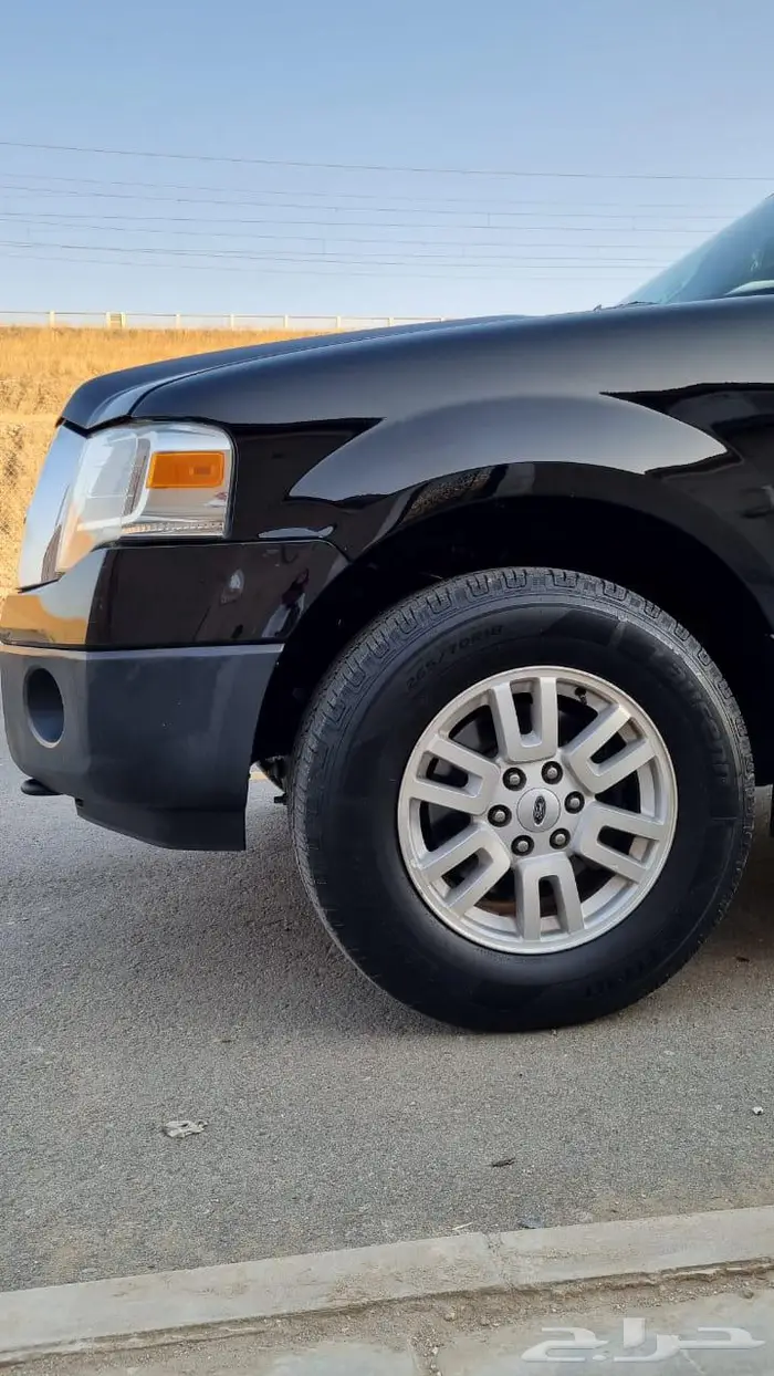 فورد اكسبديشن موديل 2014 بحالة ممتازه 17