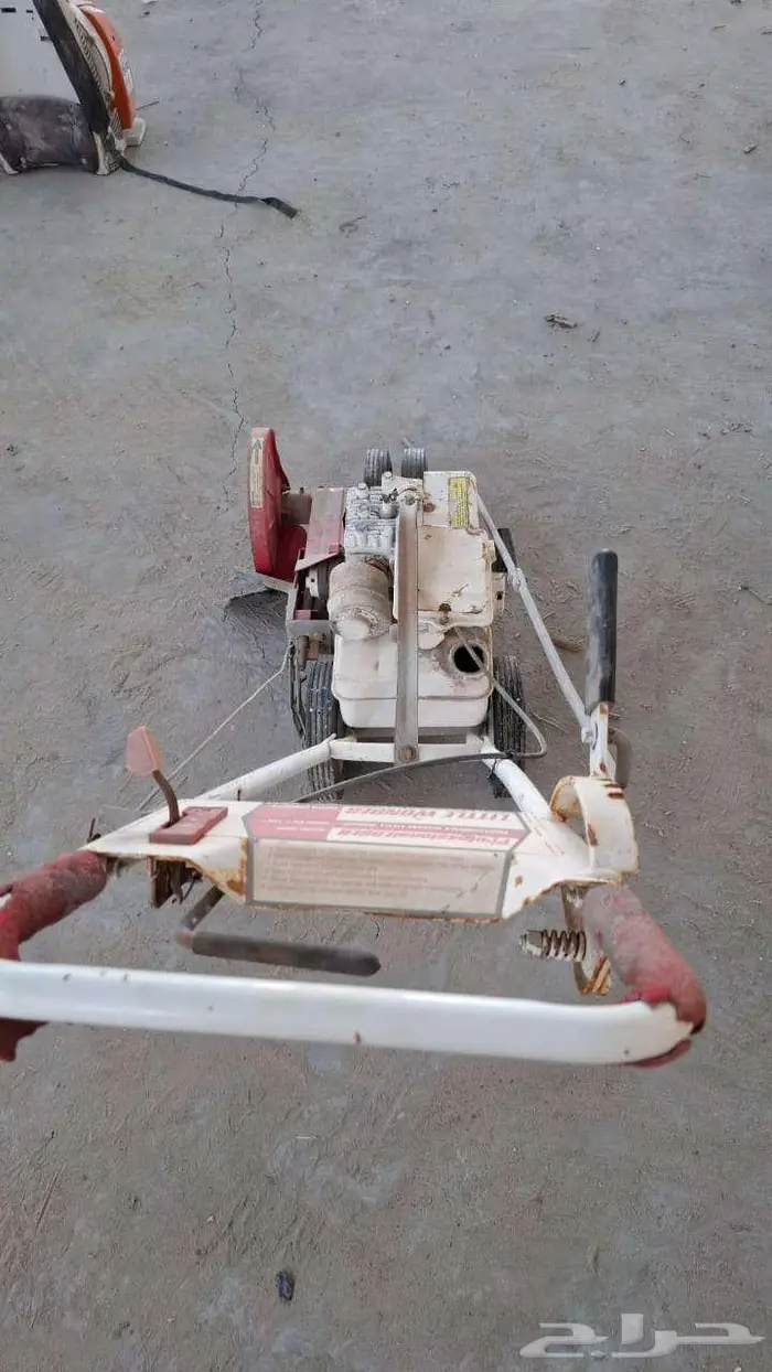 للبيع معدات زراعية 8