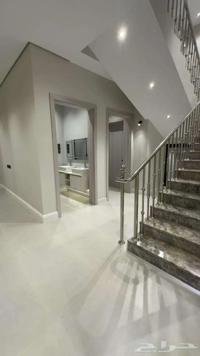 فيلل للبيع بحي الحمراء بالخرج على الكود السعودي الجديد 4