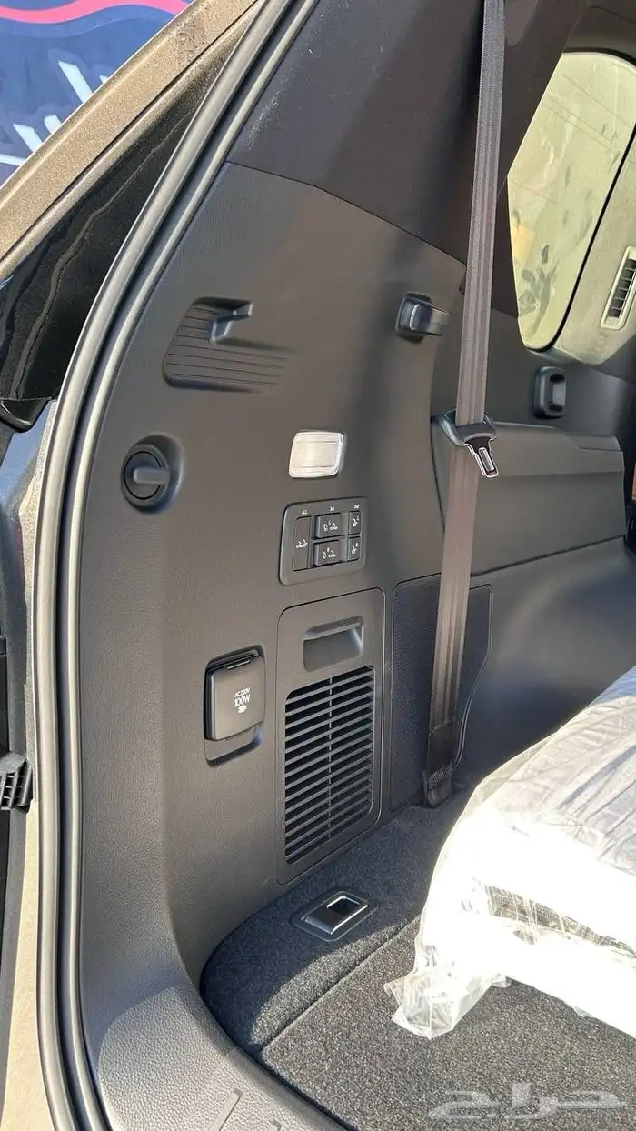 لكزس LX600 2025 BB شركة عبدالمجيد الخضر 17