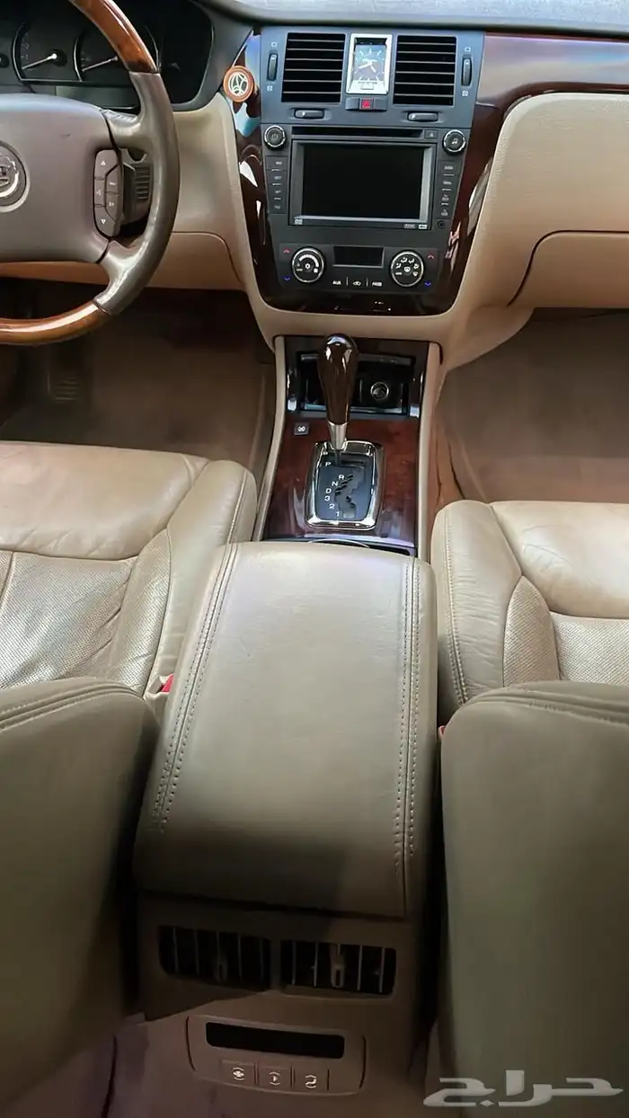 كاديلاك DTS 2006 2