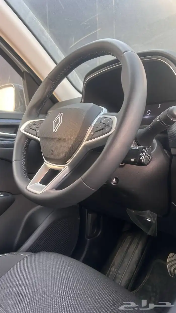 رينو اركانا E 2025 لدى شركة عبدالمجيد الخضر 9