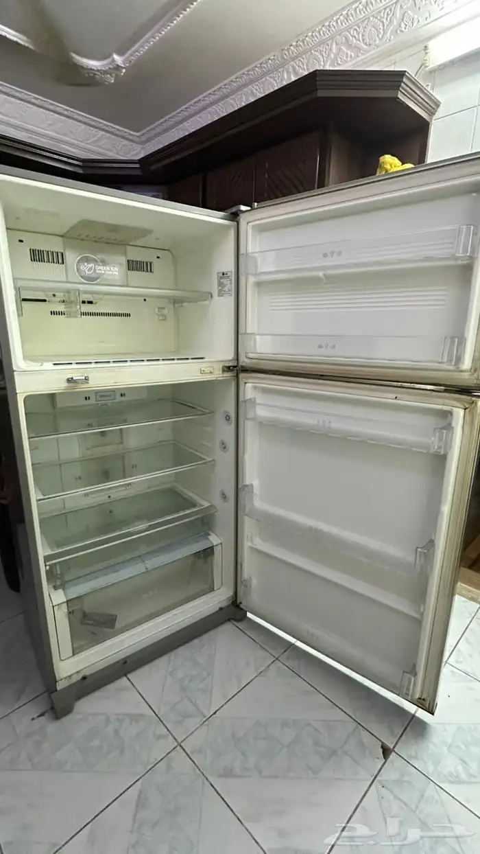 ثلاجة LG بحالة نظيفة وممتازة جدا 1