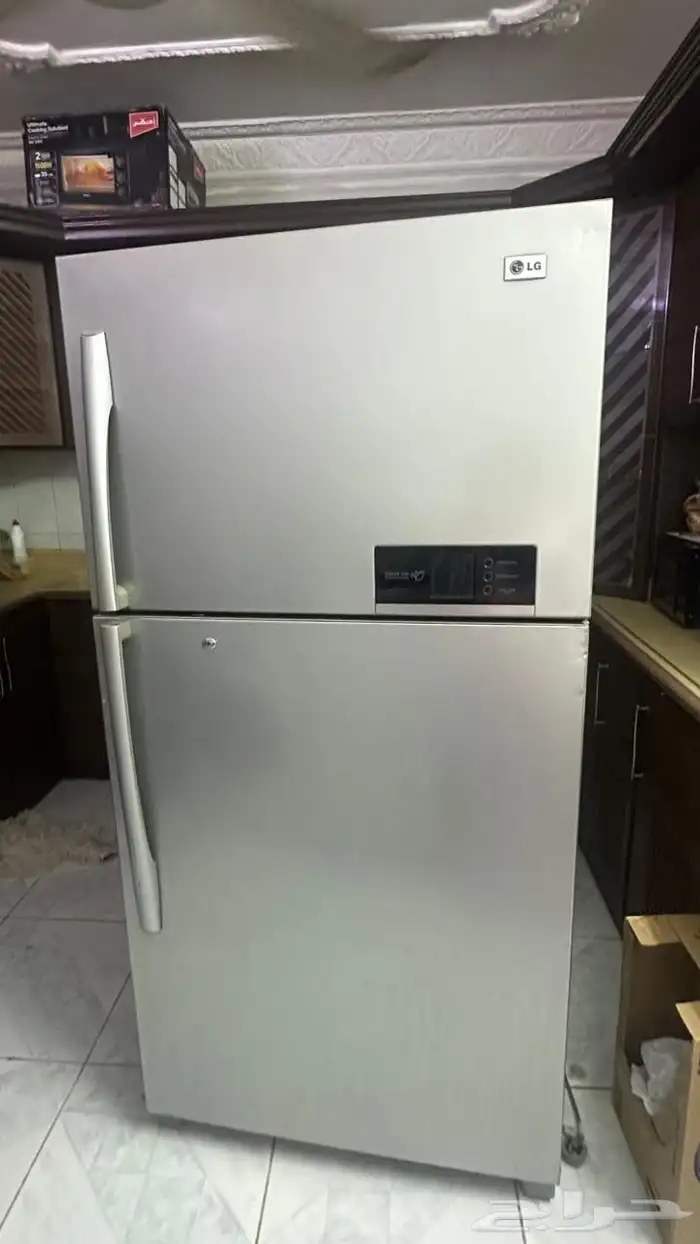 ثلاجة LG بحالة نظيفة وممتازة جدا 0