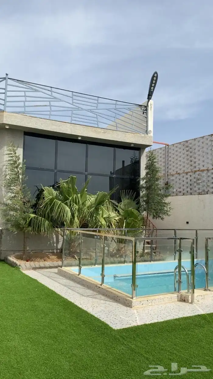 شاليه فاخرة مؤثثه للبيع 3