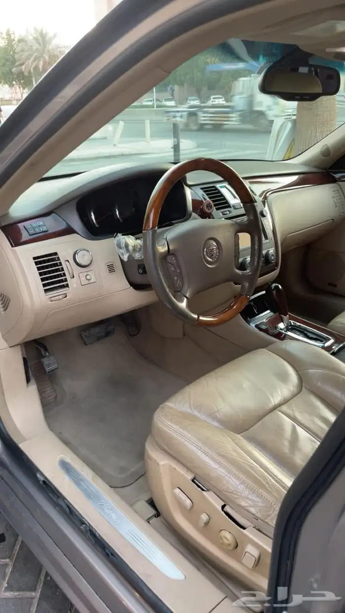 كاديلاك DTS 2006 7