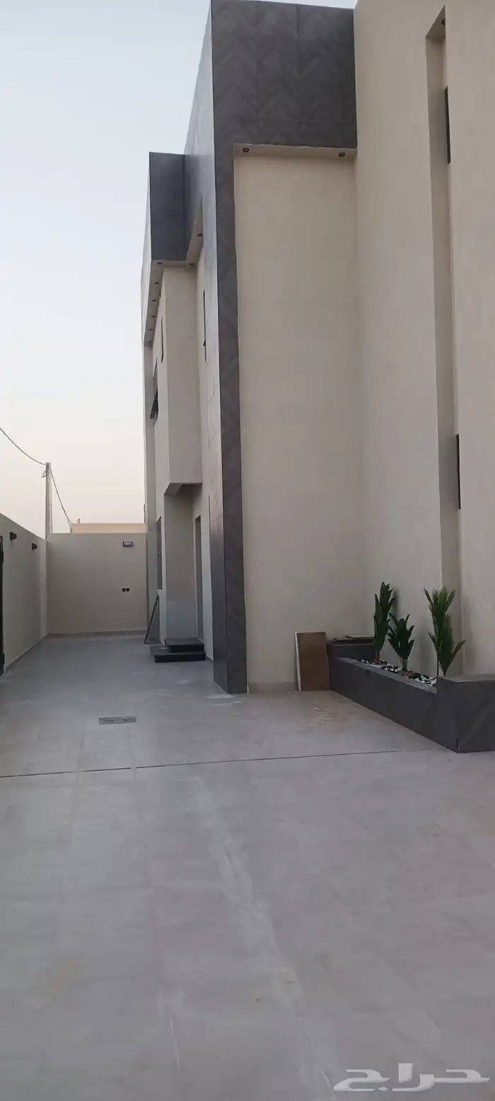 فيلا دورين درج داخلي مدينة البدائع حي التحليه 11