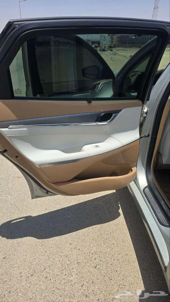 للبيع أزيرا 2022 فئة ميد ممشى 47 الف 4