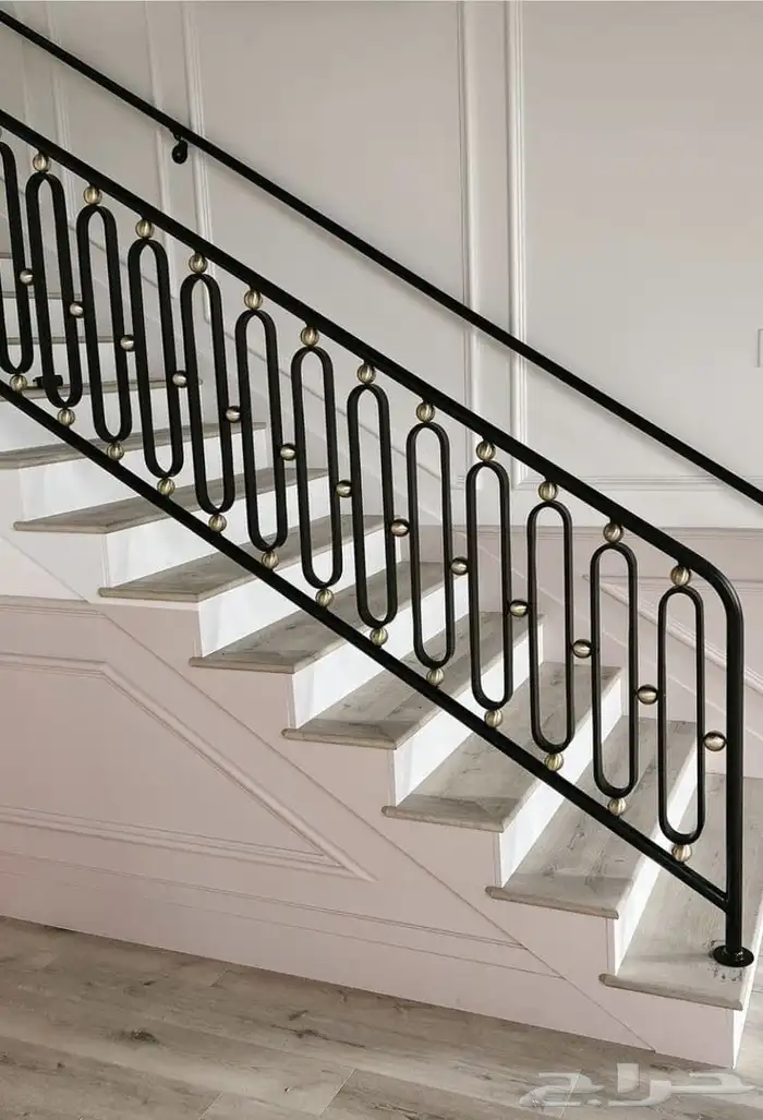 مختصين فنانين في جميع أنواع الحداده 12