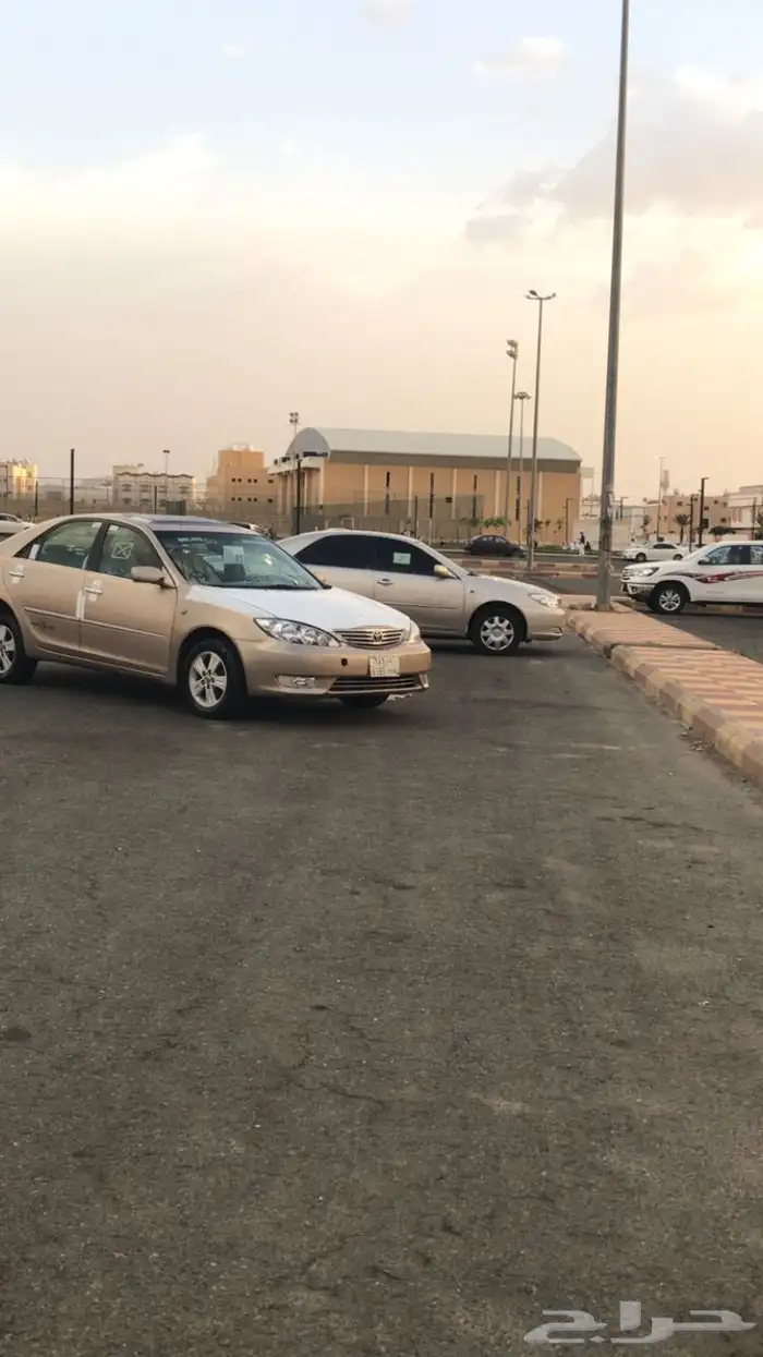 للبيع كامري مديل 2005 مكينه وقير شرط البدي مرشوش 1