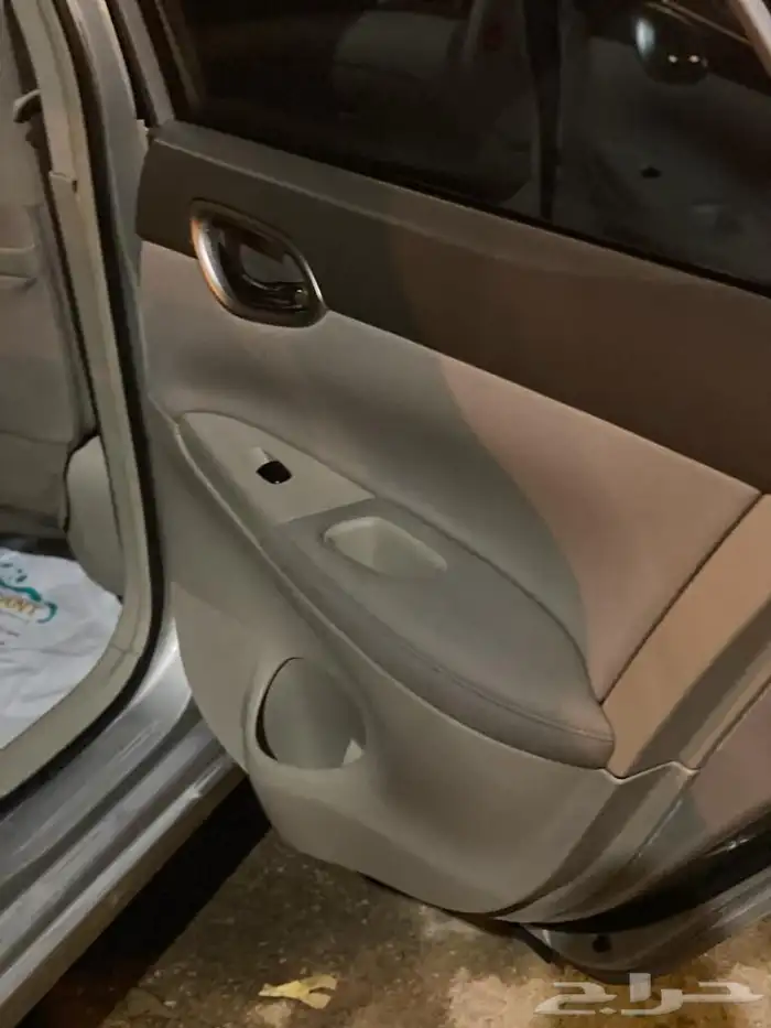 نيسان سينترا 8