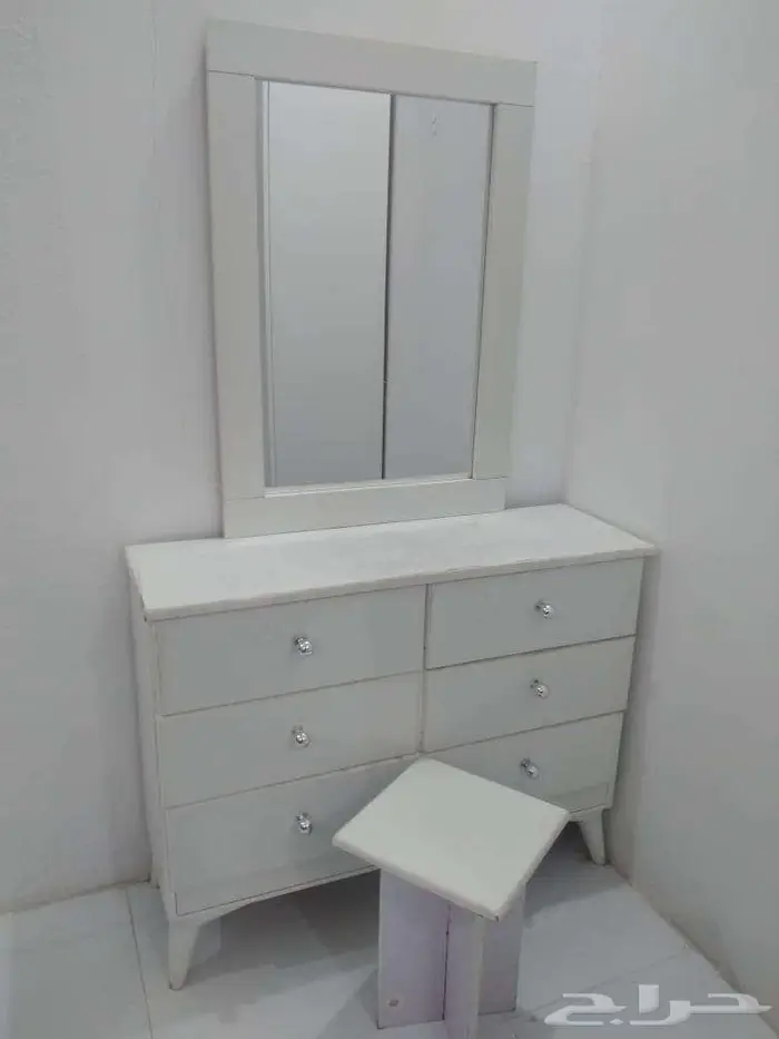 سرير نفرين مع مرتبه مع دولاب وتسريحه 600ريال نهائي 0