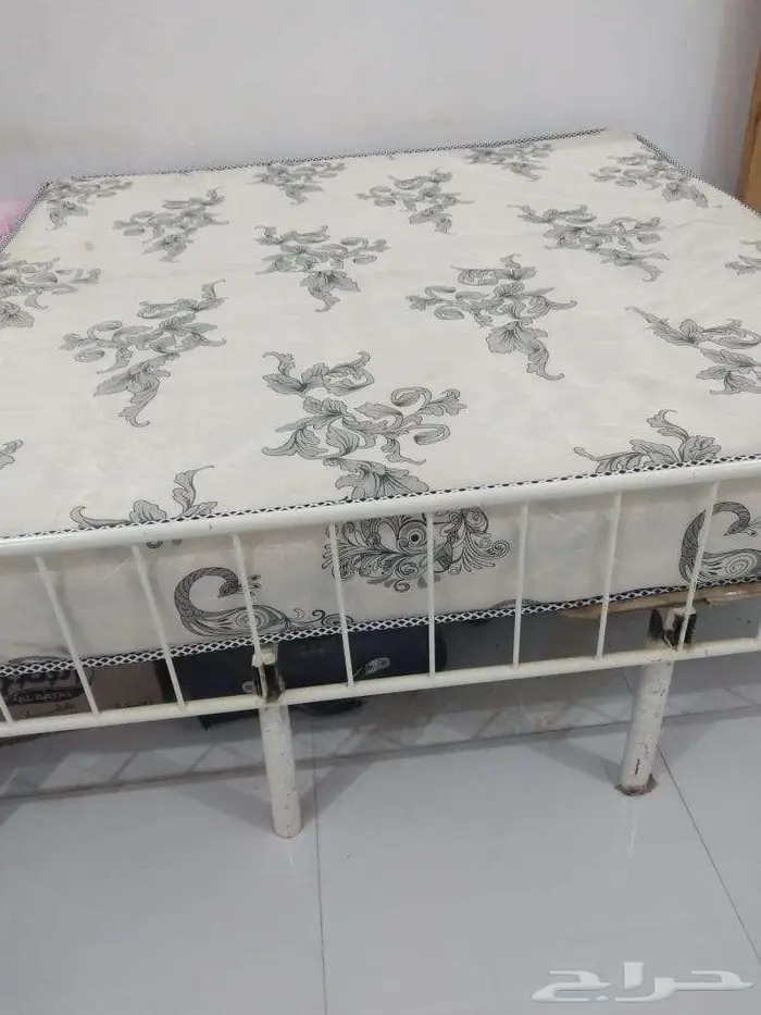 سرير نفرين مع مرتبه مع دولاب وتسريحه 600ريال نهائي 1