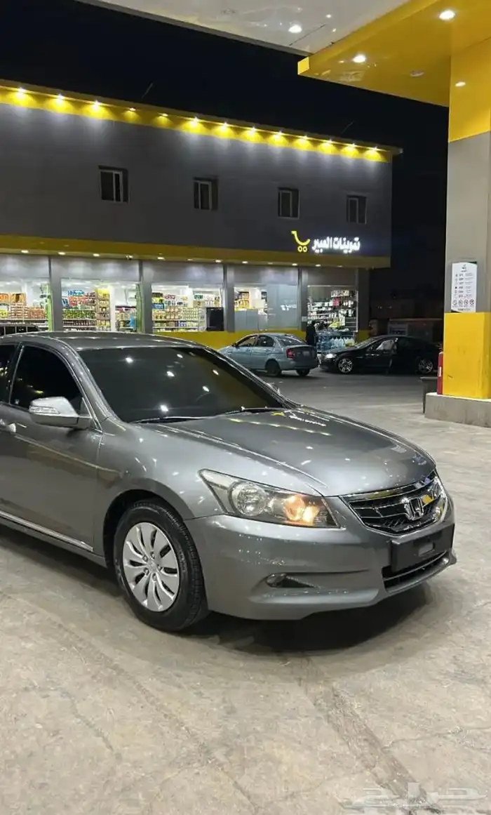 محتاج سياره اقساط ومستعد اقدم مبلغ 10 ألف وقسط شهري 2000 ري 0