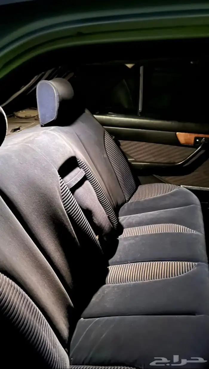 مرسيدس بنز 1990 SLE300 ((للبدل فقط)) 22