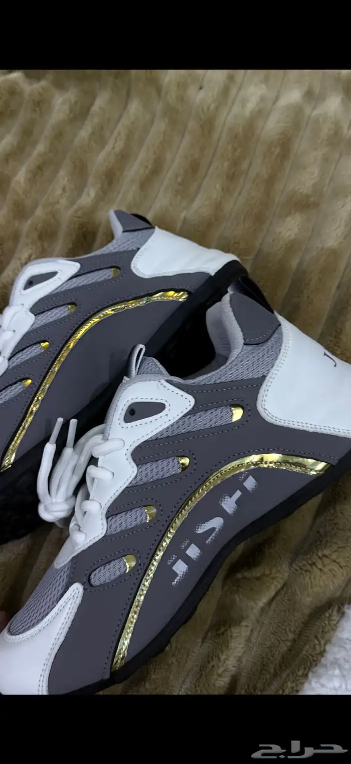 شوز رياضي جديد المقاس 42 تلبس رجالي ونساي 2