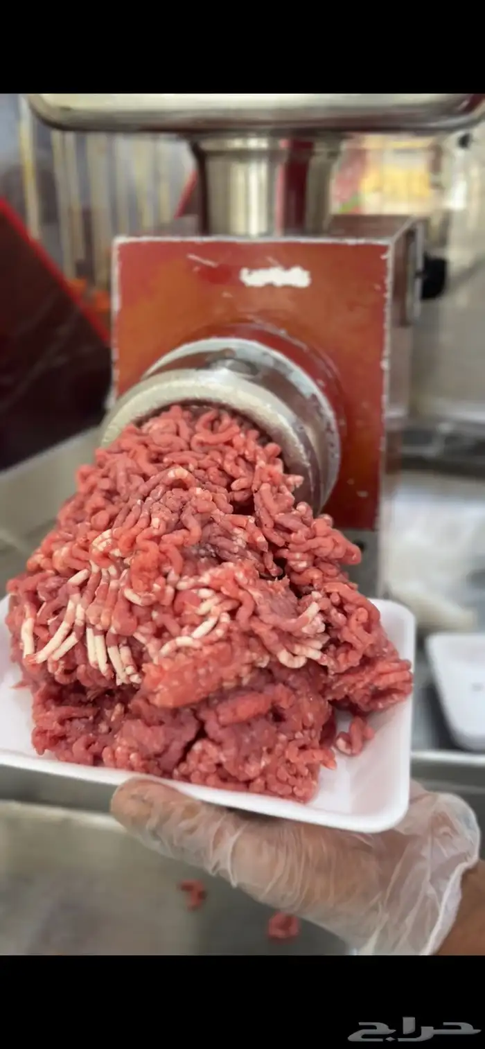 ملحمة الصالحة لأجود أنواع اللحوم المبردة بالحفر 0