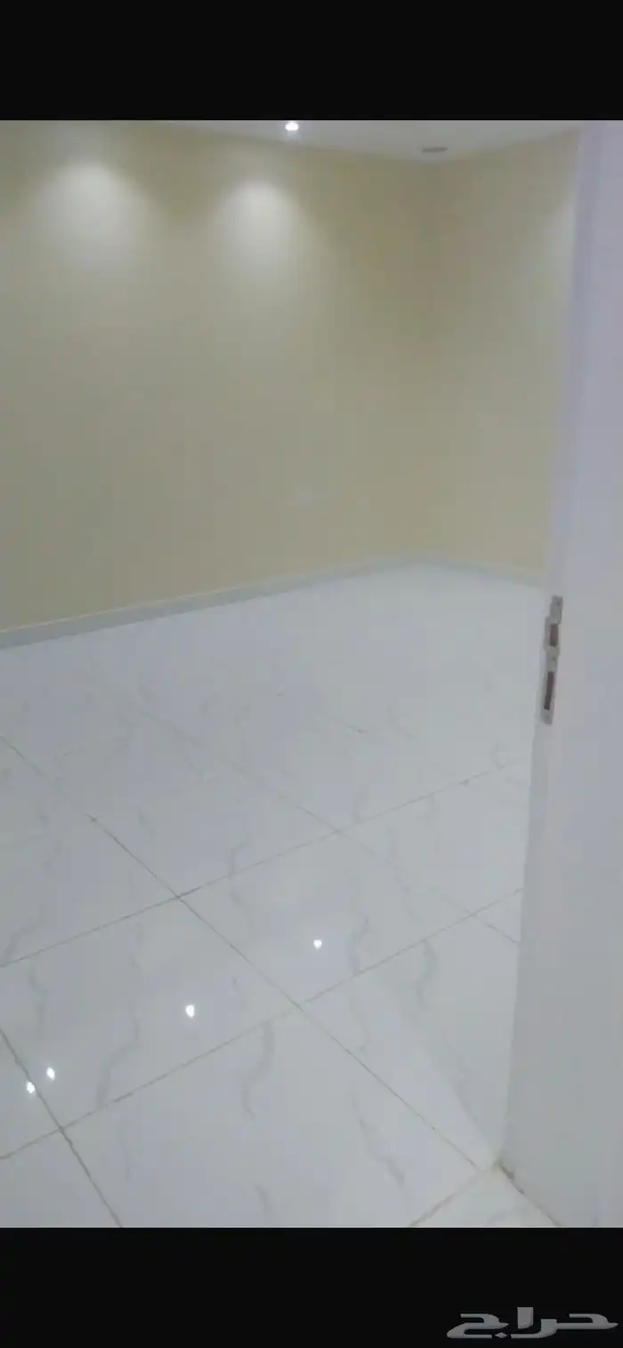 شقه جديدة للايجار حي جبرة الطائف 0