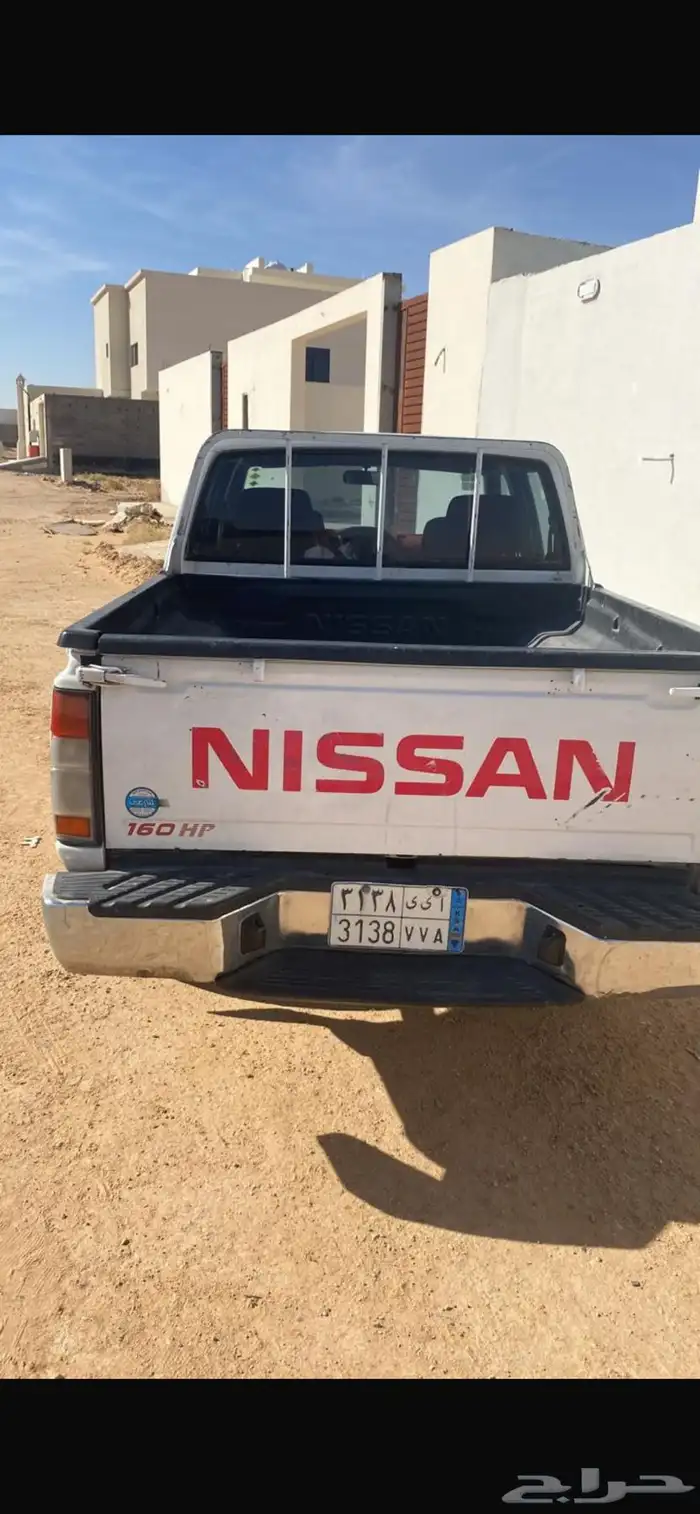 نيسان نوفارا مديل 2014 1